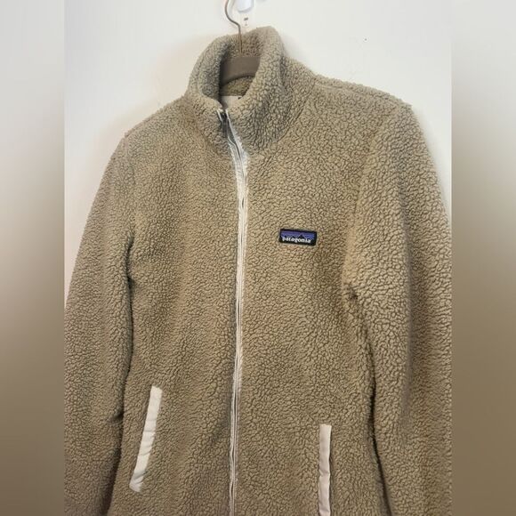 Patagonia EUC beige fleece zip up jacket Size XS - Picture 2 of 6
